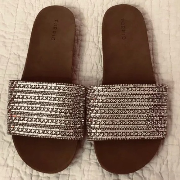 torrid Shoes - Torrid Rhinestone Sparkly Sandals Wide Silver 11